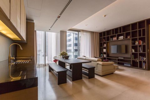 Condominio de 2 dormitorios en Bang Rak, Bangkok, Tailandia № 76240 - foto 3