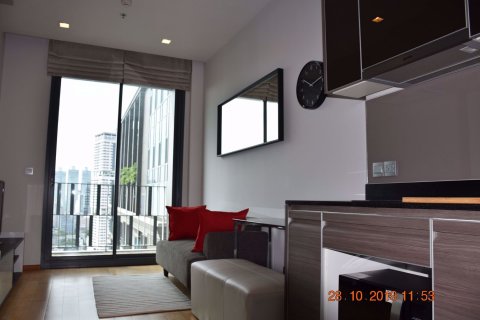 Condominio de 1 dormitorio en Khlong Toei, Bangkok, Tailandia № 76246 - foto 2