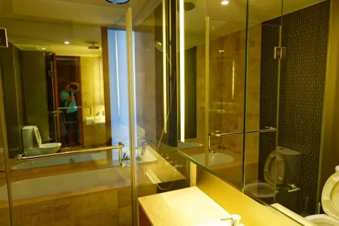 Condominio de 2 dormitorios en Pathum Wan, Bangkok, Tailandia № 123972 - foto 10