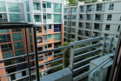 Condominio de 2 dormitorios en Din Daeng, Bangkok, Tailandia № 123974 - foto 10
