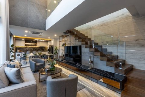 Chalet de 4 dormitorios en Phuket, Tailandia № 132583 - foto 10
