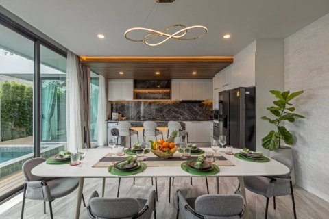 Chalet de 4 dormitorios en Phuket, Tailandia № 132583 - foto 5