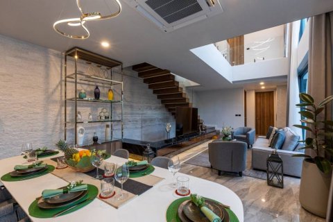 Chalet de 4 dormitorios en Phuket, Tailandia № 132583 - foto 4