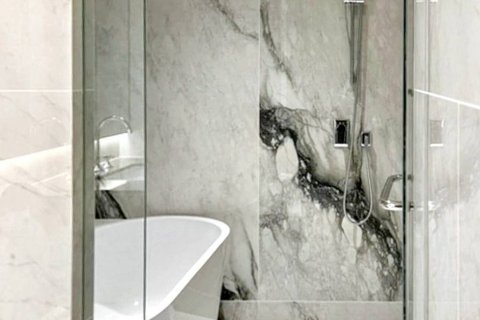 Condominio de 2 dormitorios en Bangkok, Tailandia № 125817 - foto 10