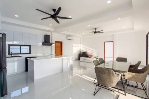 Chalet de 3 dormitorios en Hua Hin, Tailandia № 125815 - foto 7