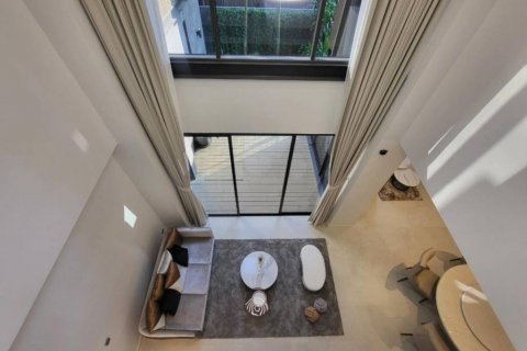Dúplex de 4 dormitorios en Wang Thonglang, Bangkok, Tailandia № 132691 - foto 6