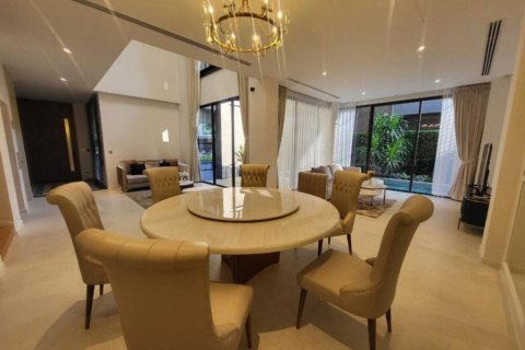Dúplex de 4 dormitorios en Wang Thonglang, Bangkok, Tailandia № 132691 - foto 4