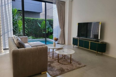 Dúplex de 4 dormitorios en Wang Thonglang, Bangkok, Tailandia № 132691 - foto 5