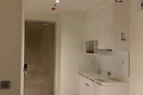 Condominio de 1 dormitorio en Bangkok, Tailandia № 143647 - foto 4
