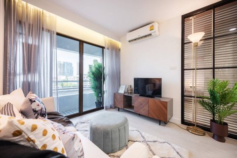 Condo in Bangkok, Thailand, 2 bedrooms  № 143643