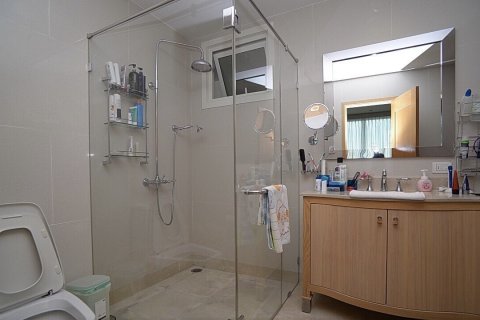 Condominio de 2 dormitorios en Yan Nawa, Bangkok, Tailandia № 143641 - foto 6