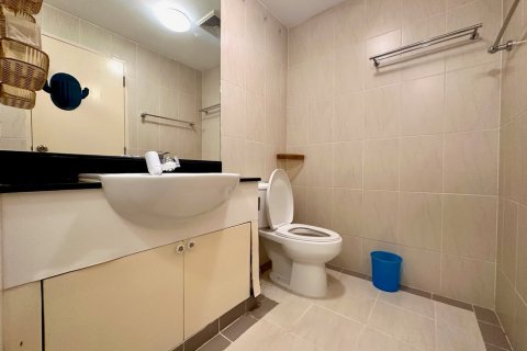 Condominio de 2 dormitorios en Bangkok, Tailandia № 115861 - foto 14