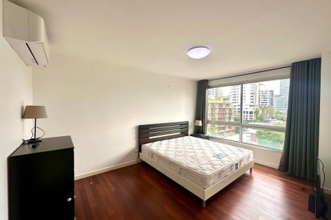 Condominio de 2 dormitorios en Bangkok, Tailandia № 115861 - foto 11
