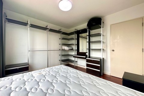 Condominio de 2 dormitorios en Bangkok, Tailandia № 115861 - foto 12