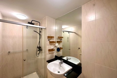 Condominio de 2 dormitorios en Bangkok, Tailandia № 115861 - foto 13