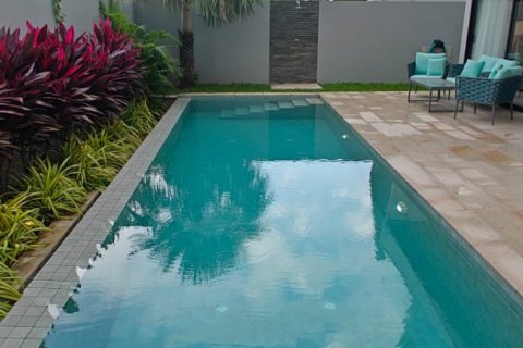 Casa de 3 dormitorios en Ko Samui, Tailandia № 122990 - foto 10