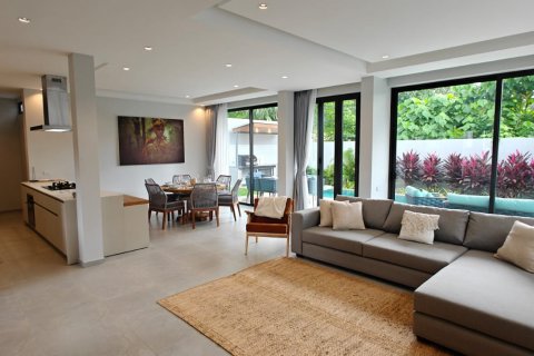 Casa de 3 dormitorios en Ko Samui, Tailandia № 122990 - foto 6