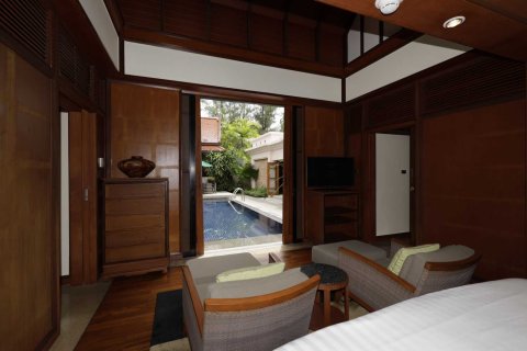 Hotel 345 m2 en Bang Tao, Tailandia № 100648 - foto 16