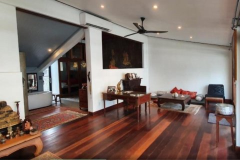 Condo à Bang Rak, Bangkok, Thaïlande, 4 chambres № 123743 - photo 11
