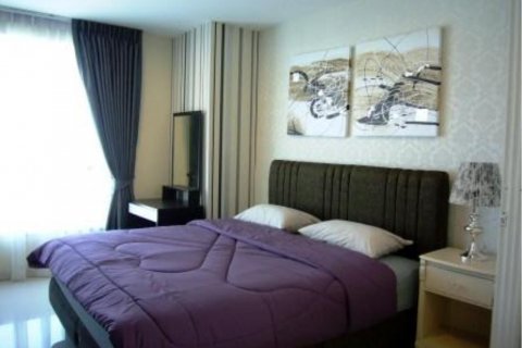 Condominio de 1 dormitorio en Watthana, Bangkok, Tailandia № 123741 - foto 3