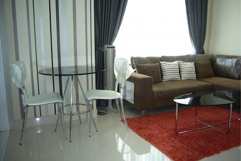 Condo in Watthana, Bangkok, Thailand, 1 bedroom  № 123741