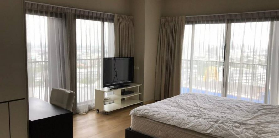 Condominio de 2 dormitorios en Bangkok, Tailandia № 132410