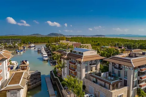 Penthouse in Phuket, Thailand 4 bedrooms № 107038 - photo 23