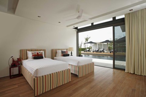 Casa de 6 dormitorios en Naithon Beach, Tailandia № 84891 - foto 23
