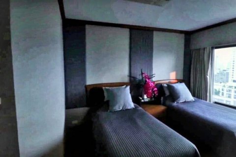 Dúplex de 3 dormitorios en Bangkok, Tailandia № 125986 - foto 7