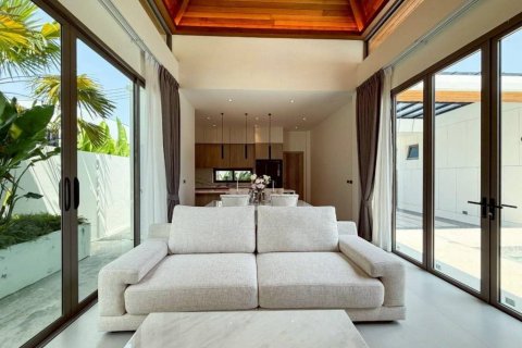 Chalet de 3 dormitorios en Phuket, Tailandia № 125984 - foto 7