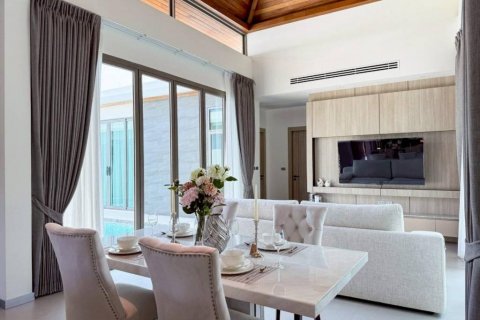 Chalet de 3 dormitorios en Phuket, Tailandia № 125984 - foto 8