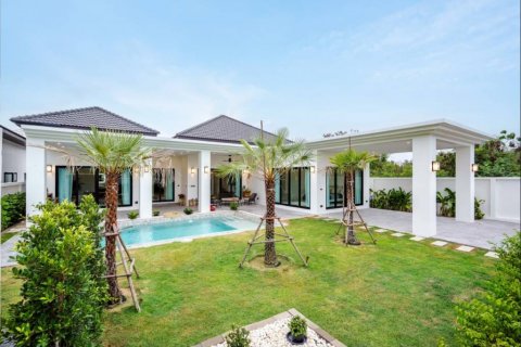 Chalet de 3 dormitorios en Hua Hin, Tailandia № 125980 - foto 10