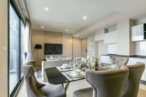 Dúplex de 1 dormitorio en Watthana, Bangkok, Tailandia № 76495 - foto 2