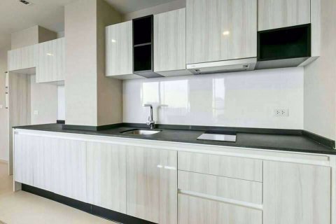 Dúplex de 1 dormitorio en Watthana, Bangkok, Tailandia № 76495 - foto 5