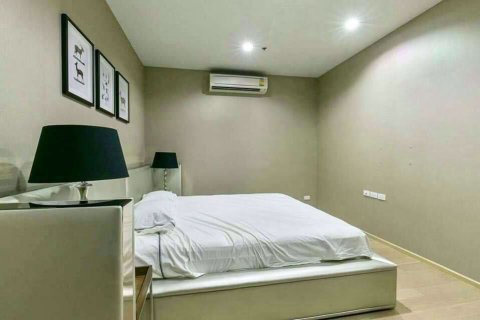 Dúplex de 1 dormitorio en Watthana, Bangkok, Tailandia № 76495 - foto 10