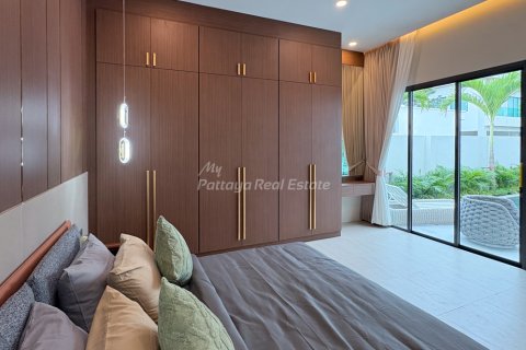 Casa de 3 dormitorios en Bang Lamung, Tailandia № 125727 - foto 14