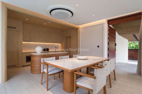 Casa de 3 dormitorios en Pattaya, Tailandia № 125729 - foto 7