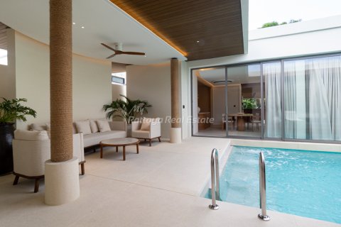 Casa de 3 dormitorios en Pattaya, Tailandia № 125729 - foto 5