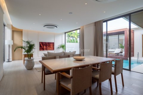 Casa de 3 dormitorios en Pattaya, Tailandia № 125729 - foto 9