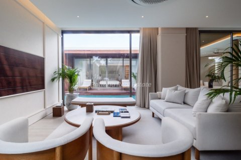 Casa de 3 dormitorios en Pattaya, Tailandia № 125729 - foto 10