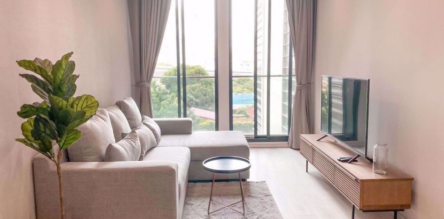 Condo à Bangkok, Thaïlande, 1 chambre à Noble Ploenchit № 77576