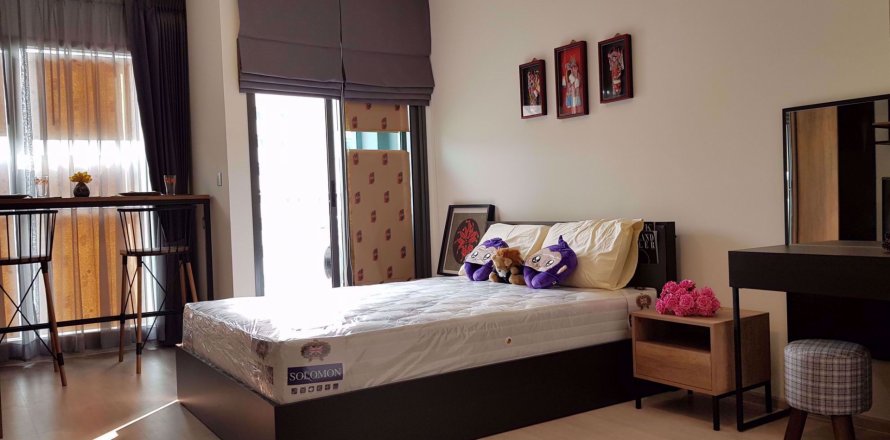 Estudio en el condominio en Bangkok, Tailandia en Rhythm Rangnam  № 78056