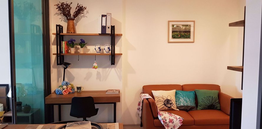 Condominio de 1 dormitorio en Bangkok, Tailandia en Rhythm Rangnam  № 78058
