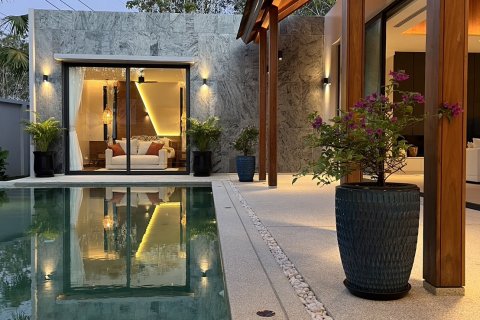 Chalet de 3 dormitorios en Bang Tao, Tailandia № 71008 - foto 11