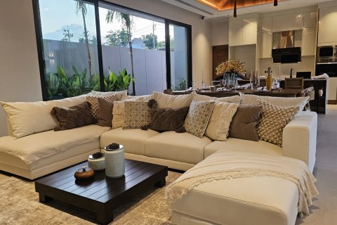 Chalet de 3 dormitorios en Bang Tao, Tailandia № 71008 - foto 3