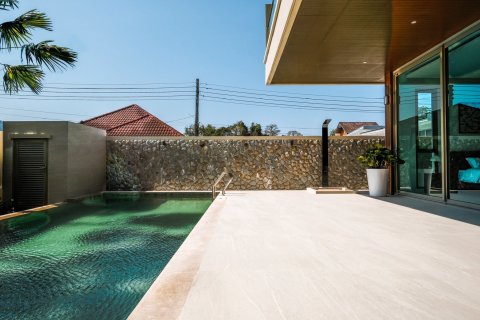 Villa in Bang Tao, Thailand 4 bedrooms № 70777 - photo 5