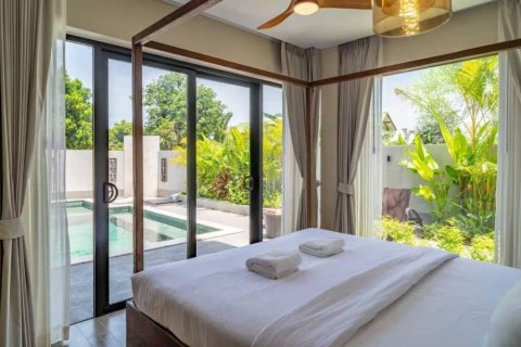 Chalet de 3 dormitorios en Surat Thani, Tailandia № 132655 - foto 10