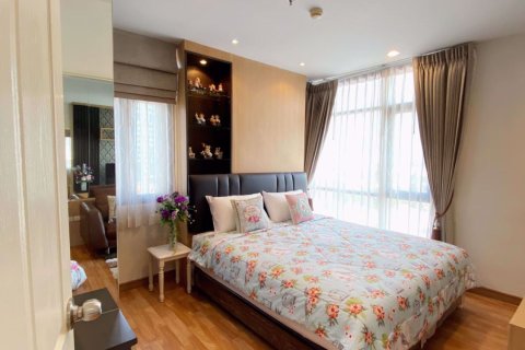 Condominio de 2 dormitorios en Phasi Charoen, Bangkok, Tailandia № 76187 - foto 12