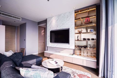 Condominio de 2 dormitorios en Pathum Wan, Bangkok, Tailandia № 76184 - foto 2
