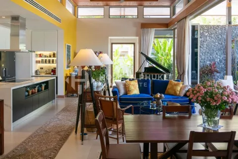Casa de 4 dormitorios en Bang Tao, Tailandia № 131929 - foto 5